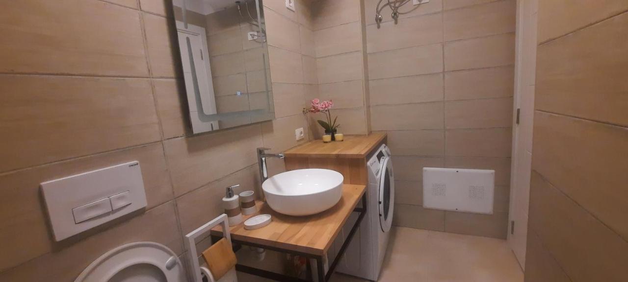 Flower Apartment Tirana Exterior foto