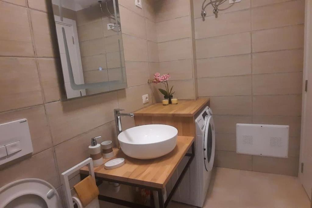Flower Apartment Tirana Exterior foto