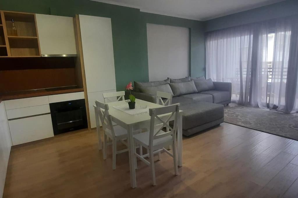 Flower Apartment Tirana Exterior foto